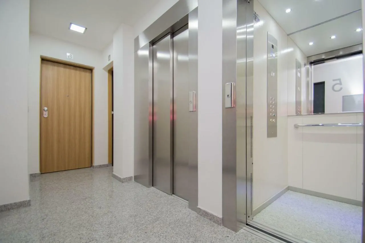 Enjoygranada Arabial 5A - Pool & Free Parking Apartamento